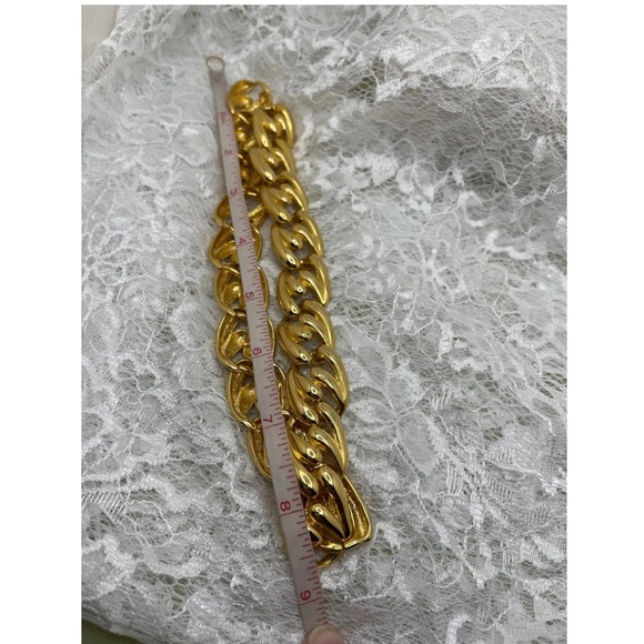 Vintage Gold Tone Big Link Chain Design Necklace - Picture 6 of 7
